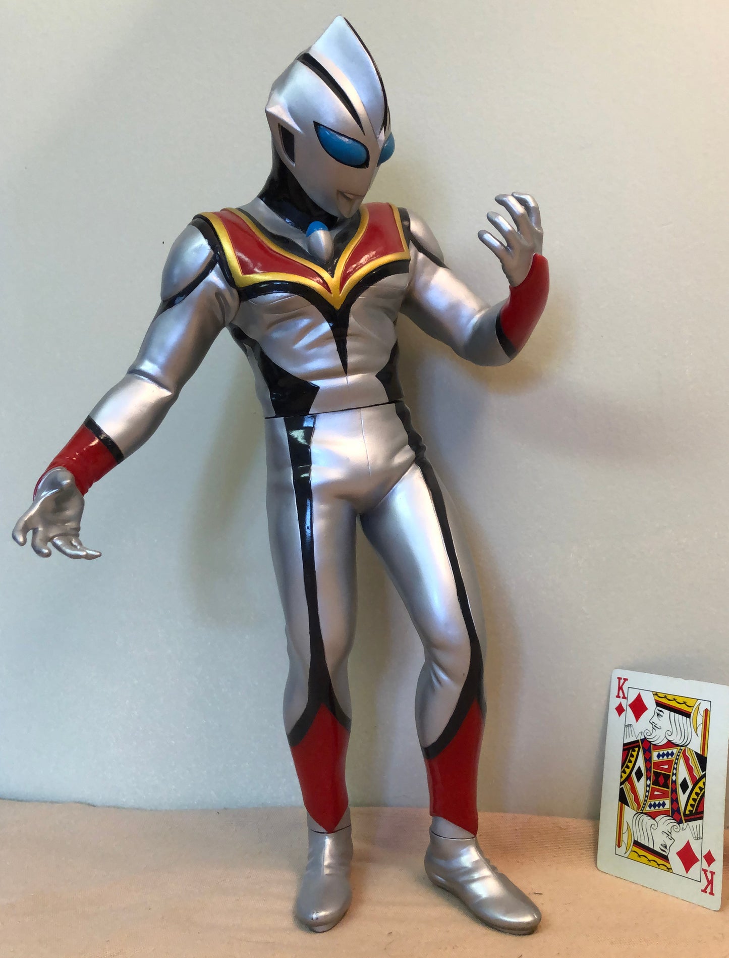 Banpresto Evil Tiga Figure