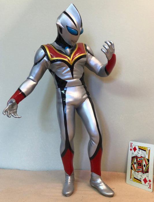 Banpresto Evil Tiga Figure